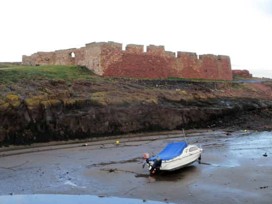 The Battery, Dunbar Castle is a picturesque, once strong but now very ruinous old stronghold, built on rocky crags by the mouth of the harbour, besieged by the English in 1333 and associated with Mary Queen of Scots, by the harbour in the East Lothian bur